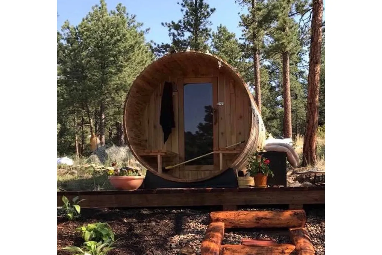 Almost Heaven Charleston 4-Person Canopy Barrel Sauna