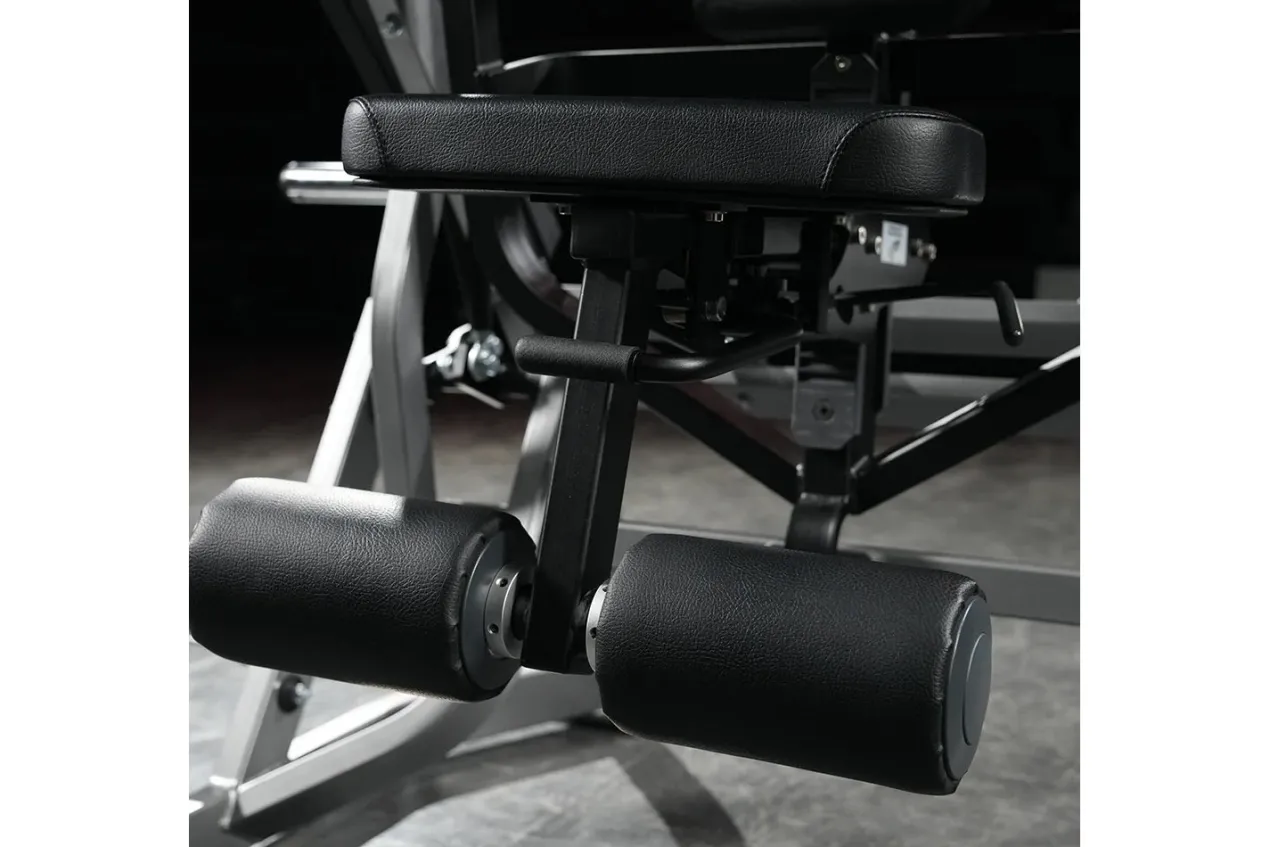 Hammer Strength Plate-Loaded Abdominal Oblique Crunch