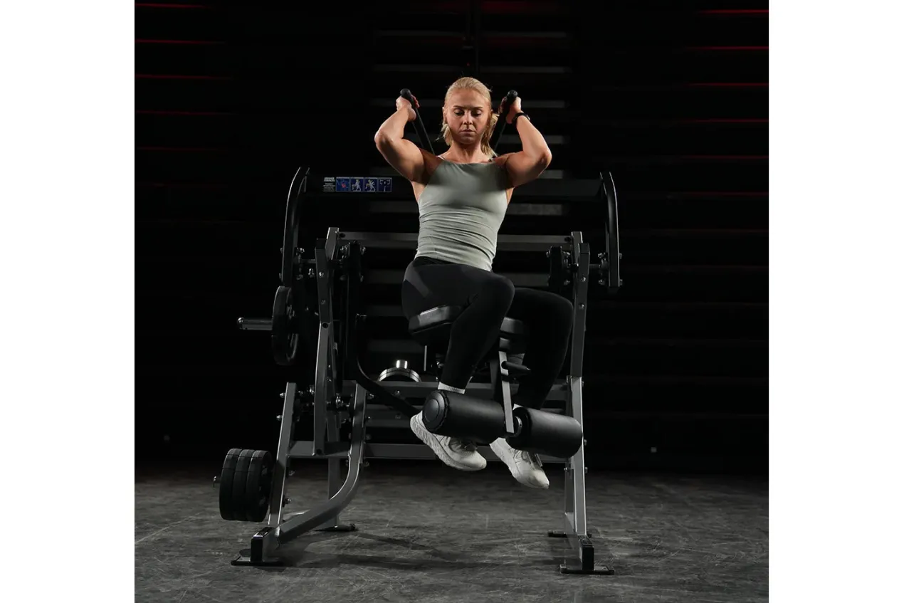 Hammer Strength Plate-Loaded Abdominal Oblique Crunch