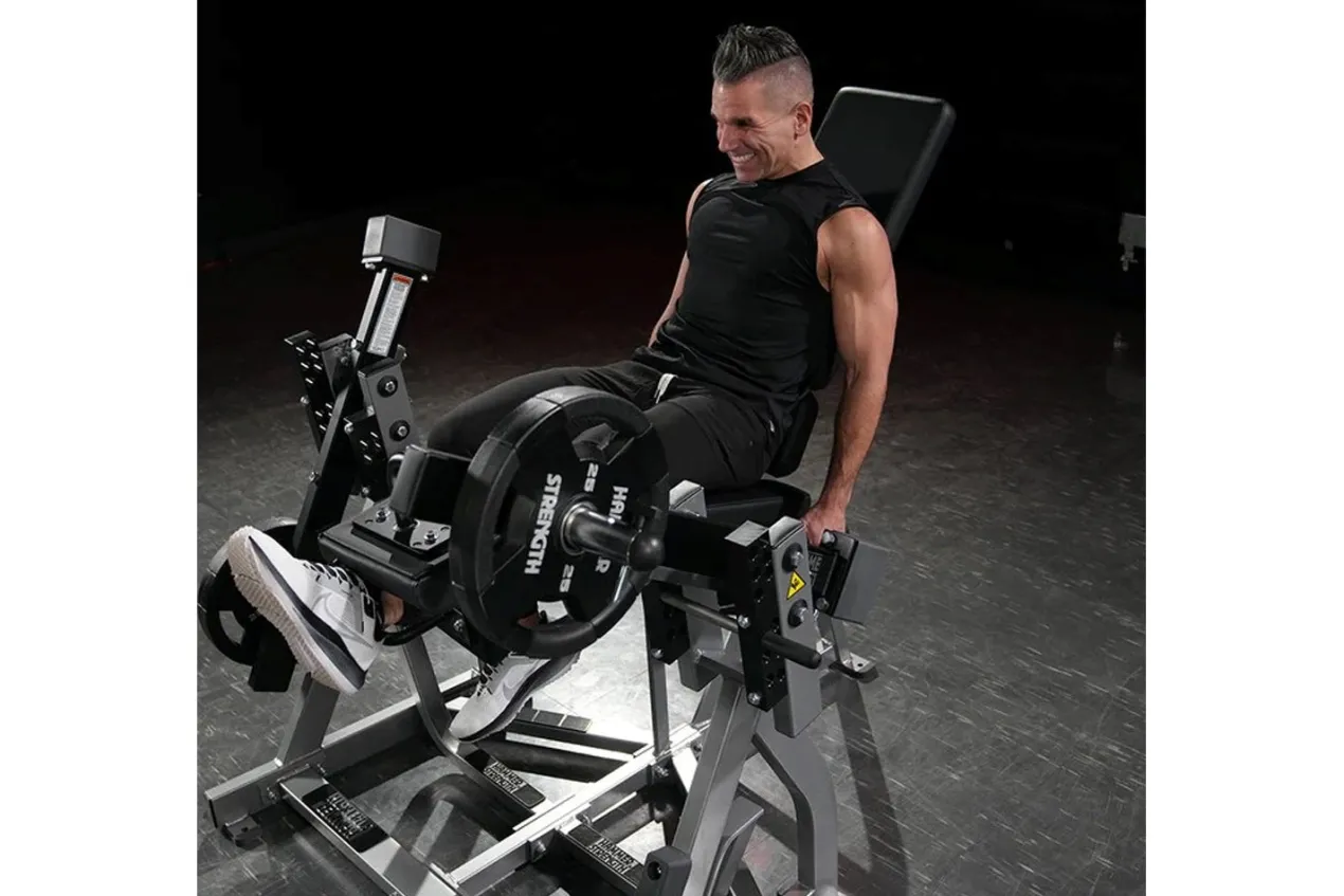 Hammer Strength Plate-Loaded Iso-Lateral Leg Extension