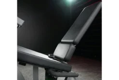Hammer Strength Plate-Loaded Iso-Lateral Leg Extension
