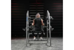 Hammer Strength Plate-Loaded 4 Way Neck