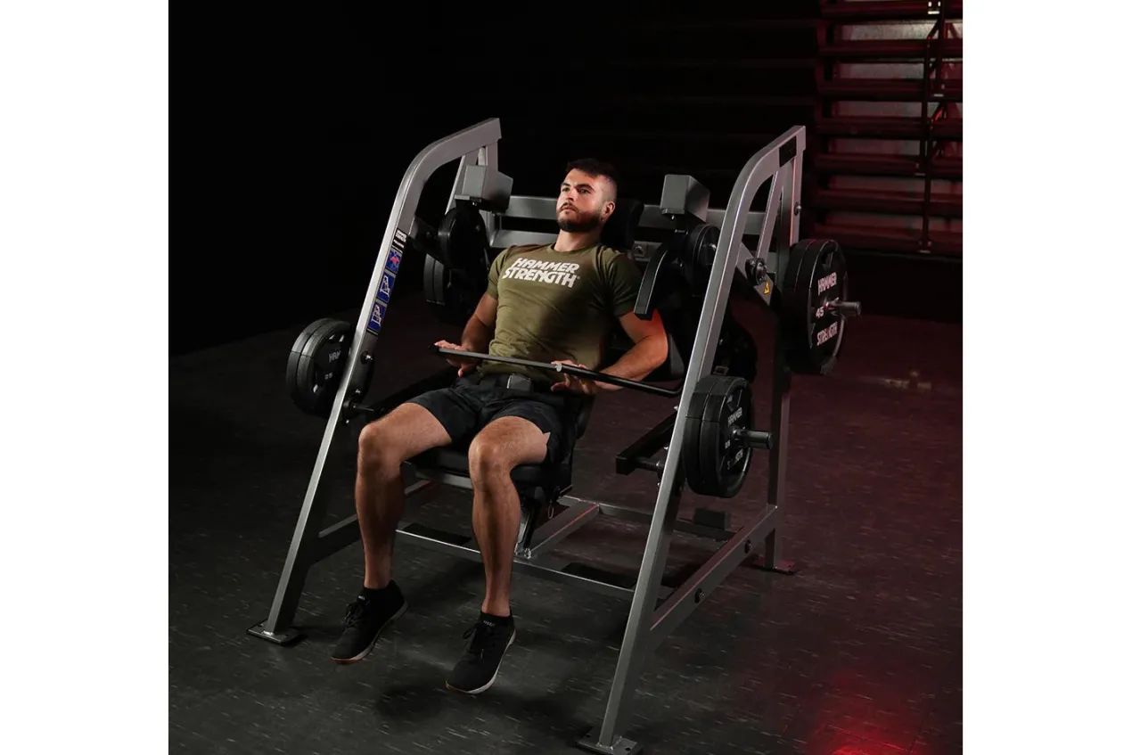 Hammer Strength Plate-Loaded Pullover