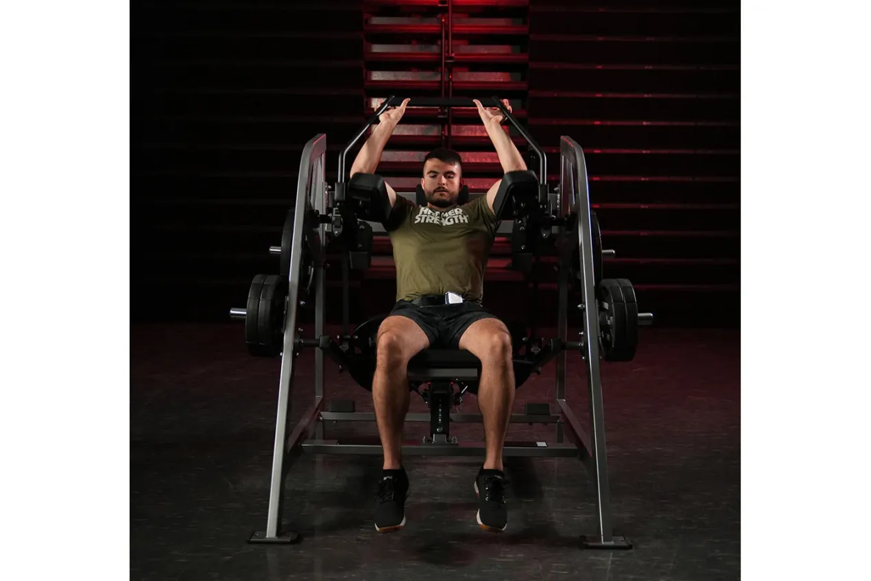 Hammer Strength Plate-Loaded Pullover