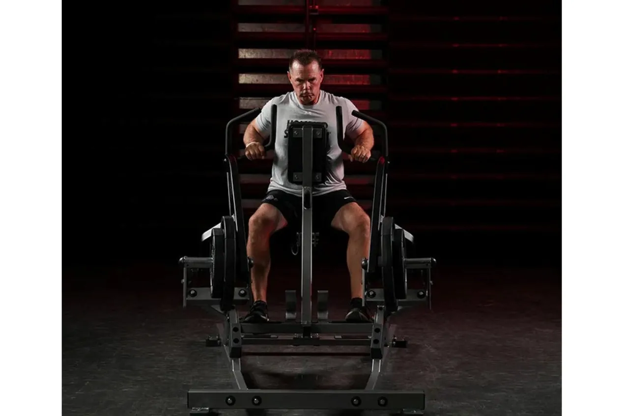 Hammer Strength Plate-Loaded Iso-Lateral Row
