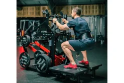 Hammer Strength Plate-Loaded Belt Squat Machine