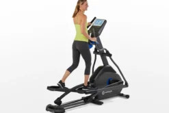 Horizon 7.0 AE Elliptical (💥IN-STORE SPECIAL)