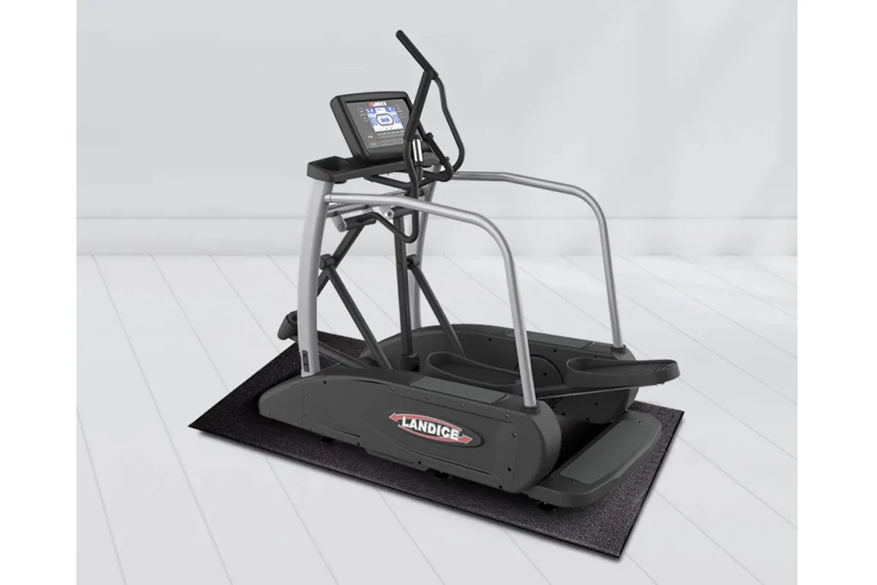 Landice E7 Elliptical (🧨JULY 4th SALE)