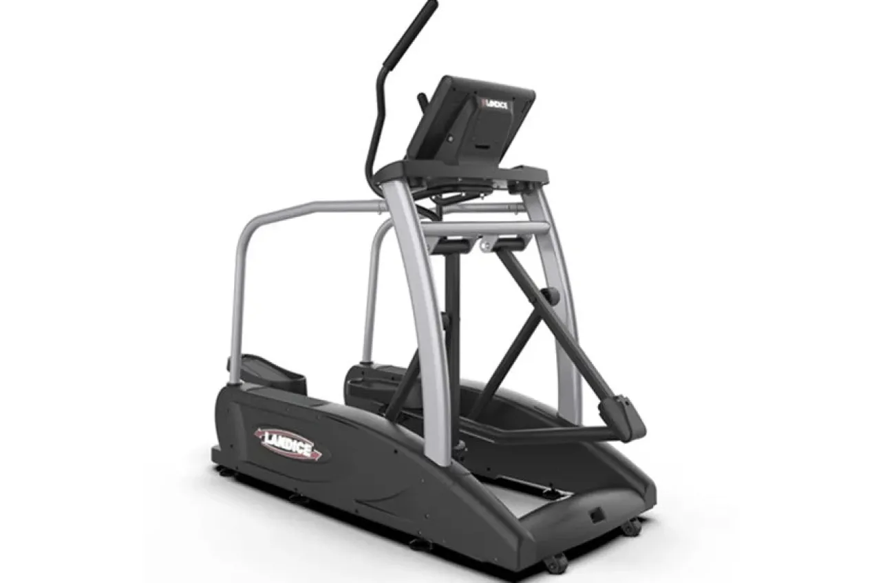 Landice E7 Elliptical (🧨JULY 4th SALE)