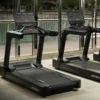 Life Fitness Club Series + (Plus) Treadmill