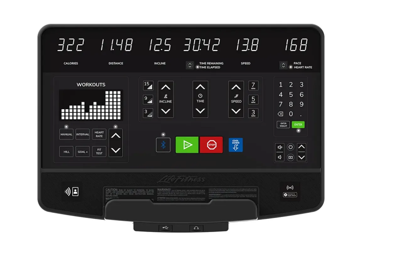 Life Fitness Club Series + (Plus) Treadmill