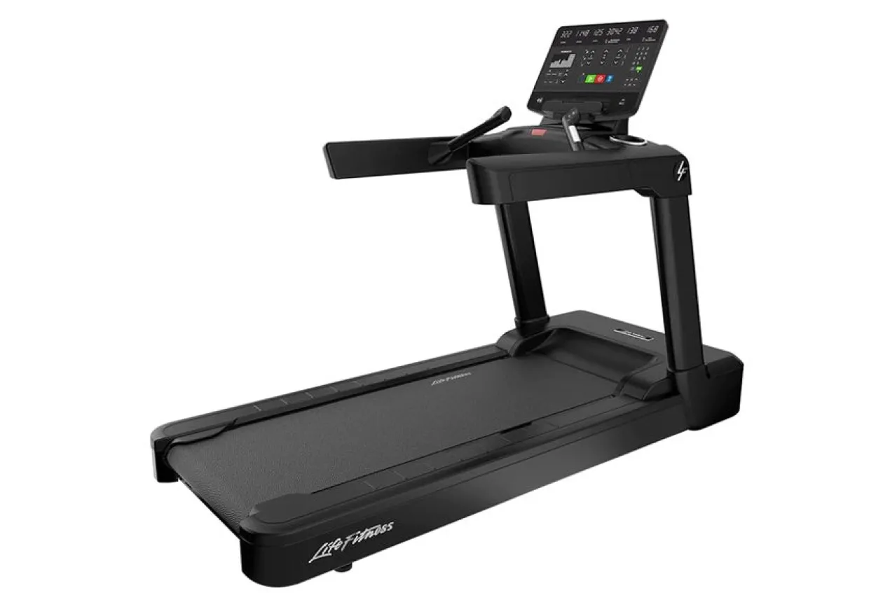 Life Fitness Club Series + (Plus) Treadmill