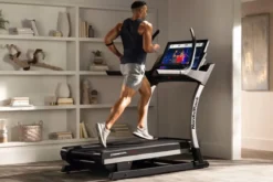 NordicTrack X32i Commercial Treadmill