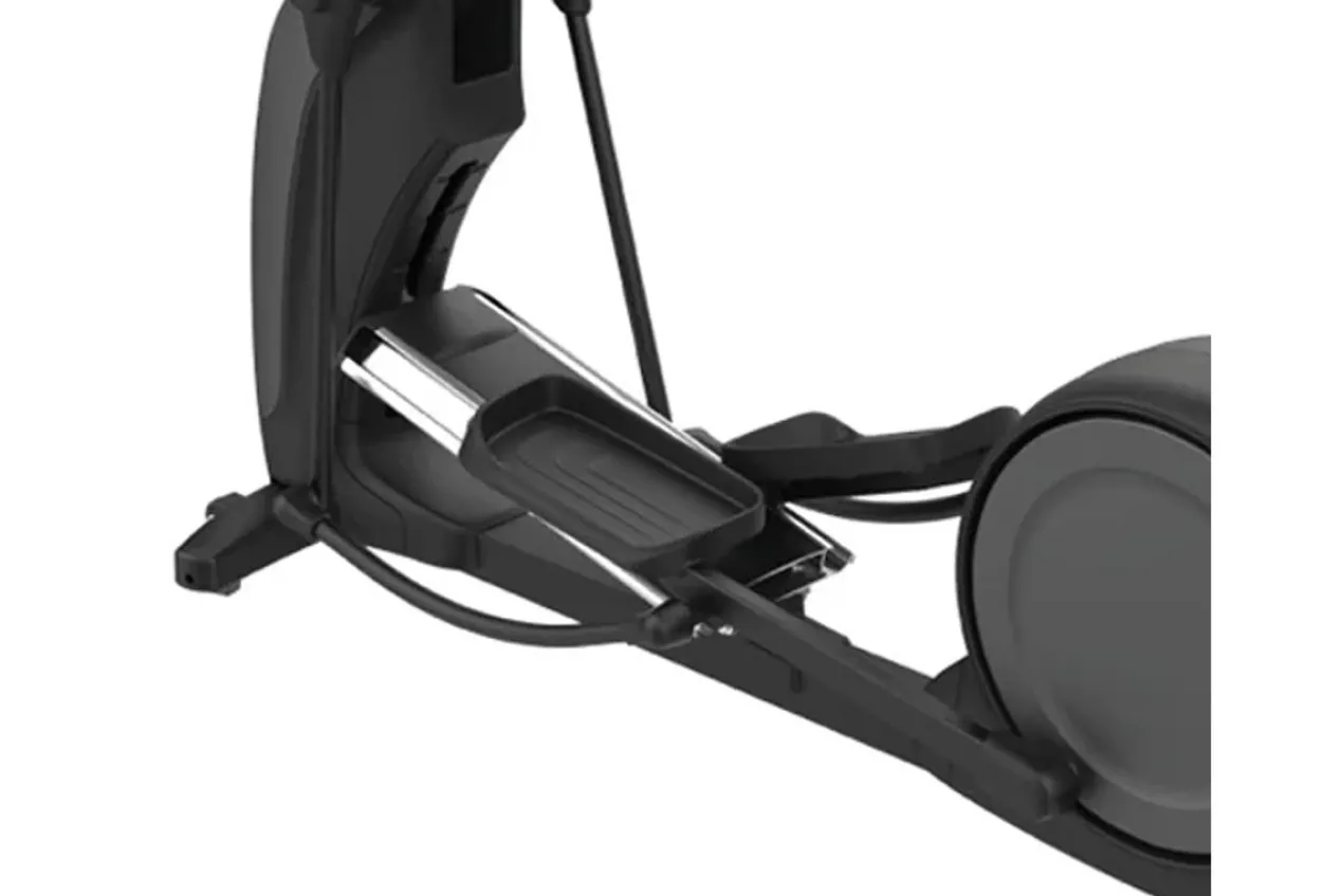 Precor EFX 685 Elliptical (P82 Console)