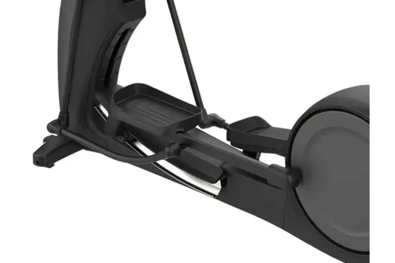 Precor EFX 885 Elliptical (P82 Console)