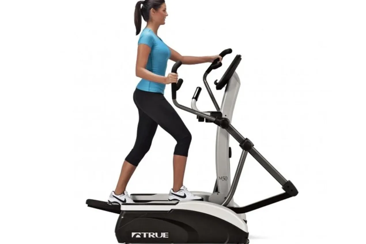 TRUE M50 Elliptical (🧨JULY 4th SALE)